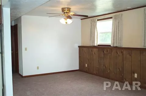 122 Pieper, Delavan, IL 61734 photo 9