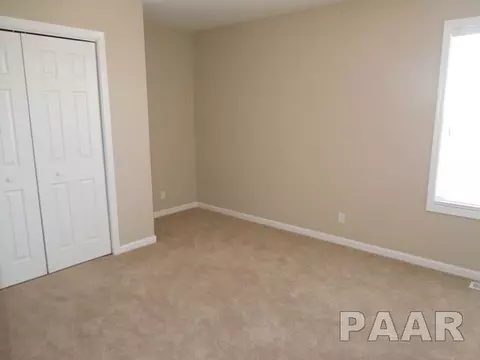 10914 N Crestpointe Ln, Dunlap, IL 61525 photo 13