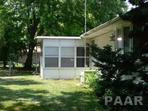 1122 Brookview Ln, Peoria, IL 61615 photo 3