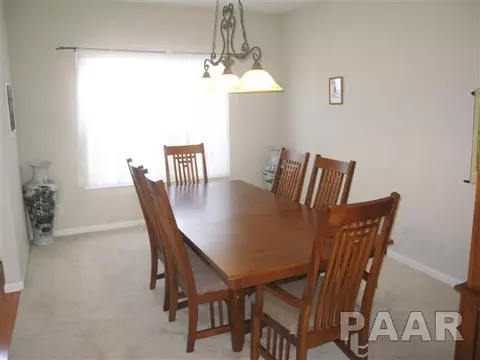 11000 N Crestpointe Ln, Dunlap, IL 61525 photo 3