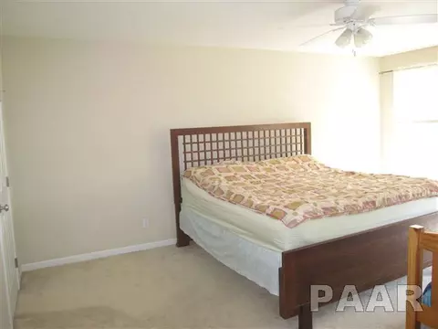 11000 N Crestpointe Ln, Dunlap, IL 61525 photo 9
