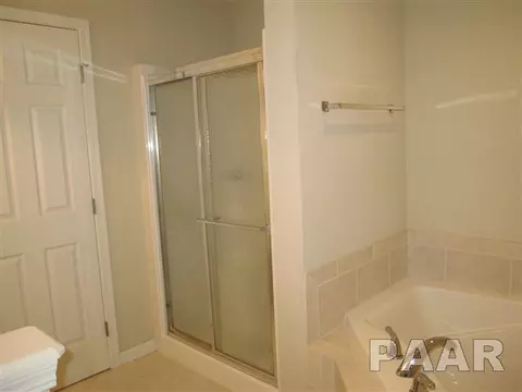 11000 N Crestpointe Ln, Dunlap, IL 61525 photo 11