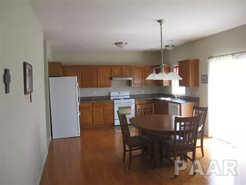 11000 N Crestpointe Ln, Dunlap, IL 61525 photo 7