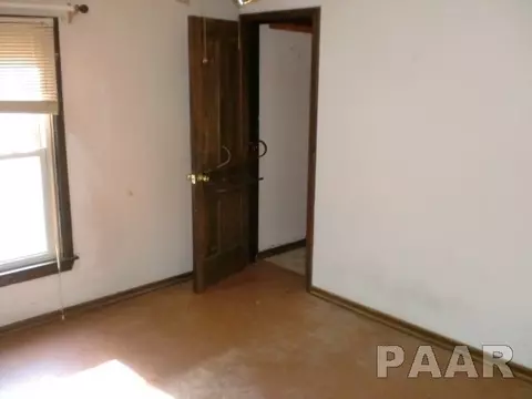 102 N 3rd St, Dunlap, IL 61525 photo 4