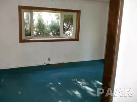 102 N 3rd St, Dunlap, IL 61525 photo 3