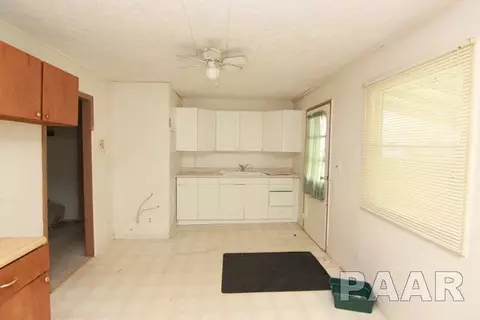 204 Jo Ave, Germantown Hills, IL 61548 photo 5