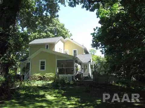 800 S Main St, Eureka, IL 61530 photo 11