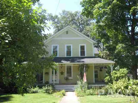 800 S Main St, Eureka, IL 61530 photo 1