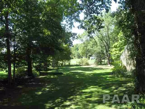800 S Main St, Eureka, IL 61530 photo 14
