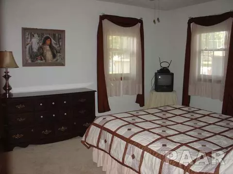 601 State, Benson, IL 61516 photo 9