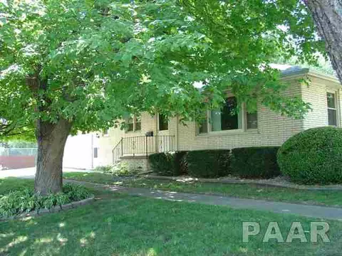 601 State, Benson, IL 61516 photo 1