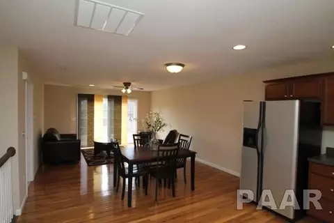 640 Bittersweet Ave, Germantown Hills, IL 61548 photo 2