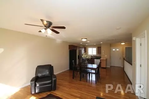 640 Bittersweet Ave, Germantown Hills, IL 61548 photo 3