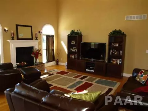 7920 W Thorngate, Mapleton, IL 61547 photo 2