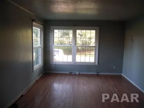 509 E 3rd, Maquon, IL 61458 photo 5