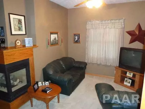 1336 E Locust, Canton, IL 61520 photo 15