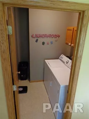 1336 E Locust, Canton, IL 61520 photo 10