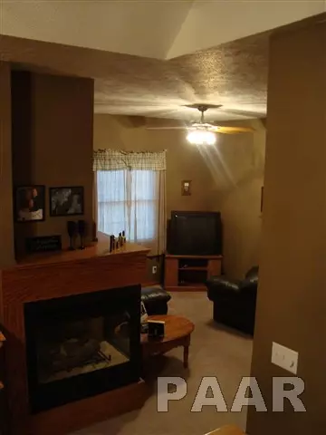 1336 E Locust, Canton, IL 61520 photo 13