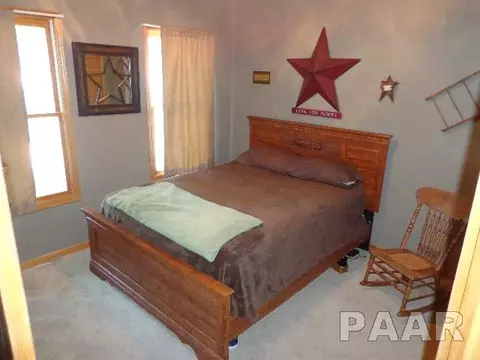 1336 E Locust, Canton, IL 61520 photo 8