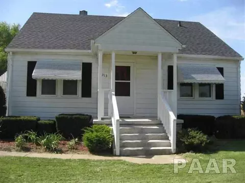 313 N 5th St, Dunlap, IL 61525 photo 1