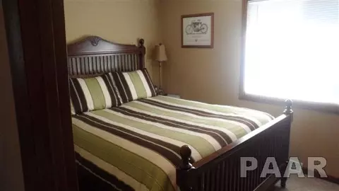 170 Valley Vw, Banner, IL 61520 photo 6