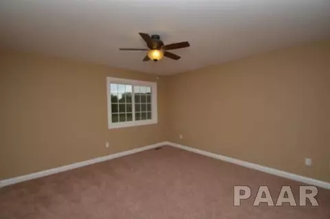 630 Bittersweet Ave, Germantown Hills, IL 61548 photo 14