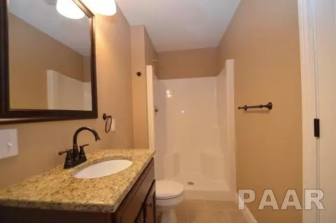 630 Bittersweet Ave, Germantown Hills, IL 61548 photo 13