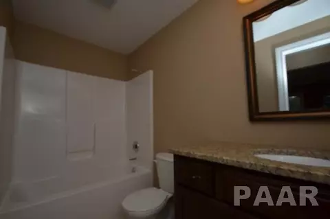 630 Bittersweet Ave, Germantown Hills, IL 61548 photo 21