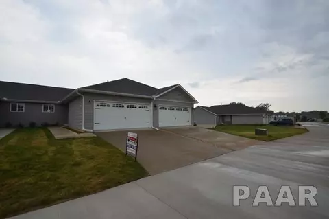 630 Bittersweet Ave, Germantown Hills, IL 61548 photo 3