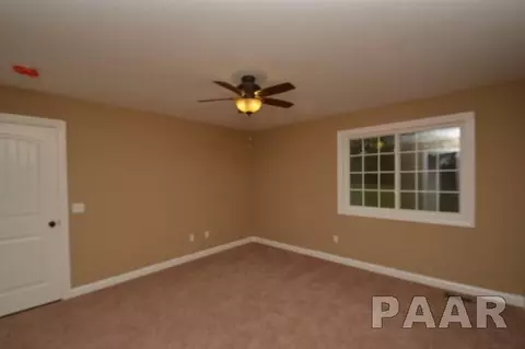 630 Bittersweet Ave, Germantown Hills, IL 61548 photo 16