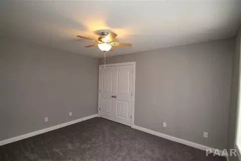 632 Bittersweet Ave, Germantown Hills, IL 61548 photo 7