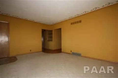 101 Greene, Delavan, IL 61734 photo 5