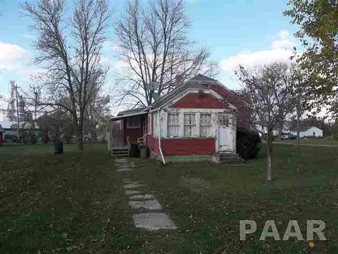 1192 E Clark, Lowpoint, IL 61545 photo 1