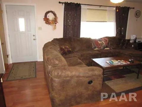 110 N Morgan, Metamora, IL 61548 photo 16