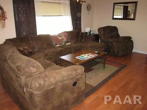 110 N Morgan, Metamora, IL 61548 photo 17