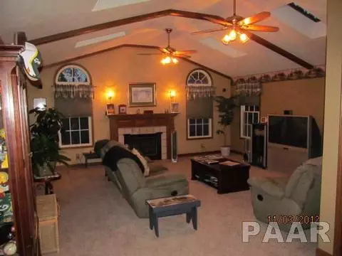 205 Jo Ave, Germantown Hills, IL 61548 photo 7