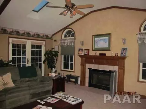 205 Jo Ave, Germantown Hills, IL 61548 photo 6