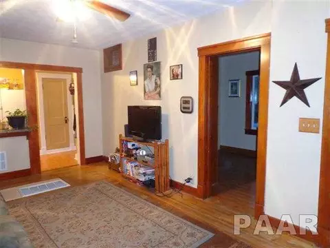 416 W Cruger Ave, Eureka, IL 61530 photo 5