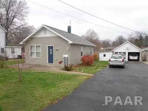 416 W Cruger Ave, Eureka, IL 61530 photo 1