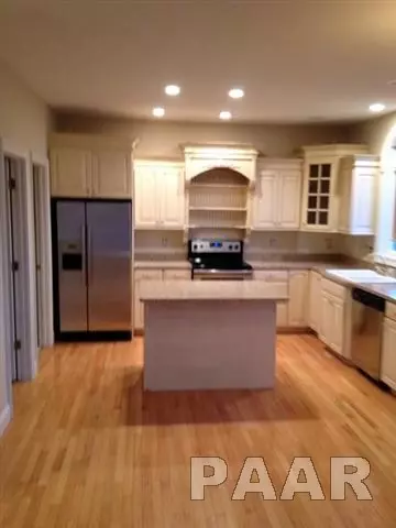 1 Stonehedges Ct, Bloomington, IL 61705 photo 23