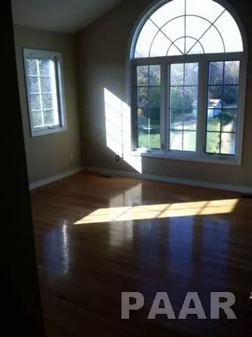 1 Stonehedges Ct, Bloomington, IL 61705 photo 9