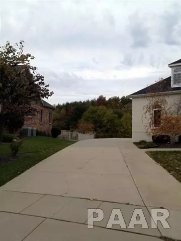 1 Stonehedges Ct, Bloomington, IL 61705 photo 26