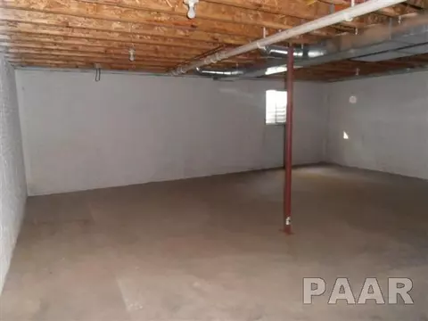 819 Williams, Henry, IL 61540 photo 14