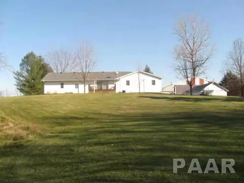 4807 S Cameron Ln, Bartonville, IL 61607 photo 2