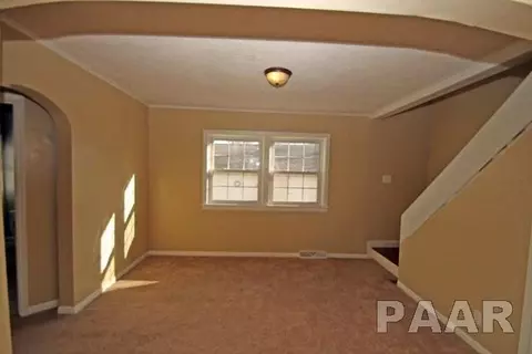 201 E Central St, Minier, IL 61759 photo 5