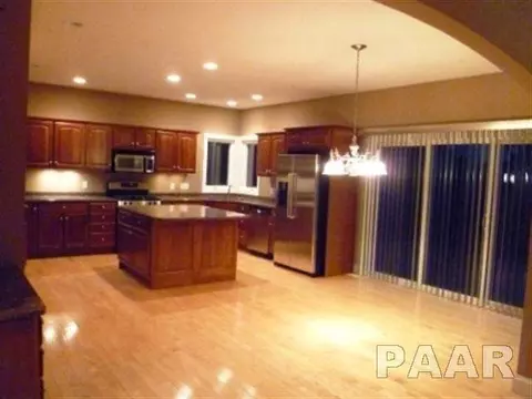 310 Windsor, Germantown Hills, IL 61548 photo 5