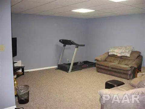 300 Westminster Rd, Germantown Hills, IL 61548 photo 12