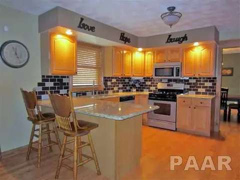 4832 S Lake Camelot Dr, Mapleton, IL 61547 photo 5