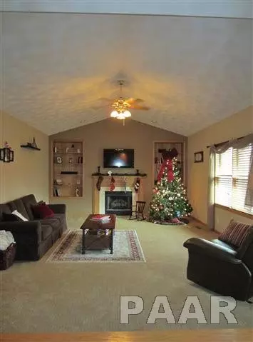 4832 S Lake Camelot Dr, Mapleton, IL 61547 photo 9