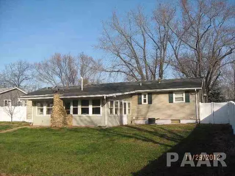 5602 E Captain Rd, Chillicothe, IL 61523 photo 4